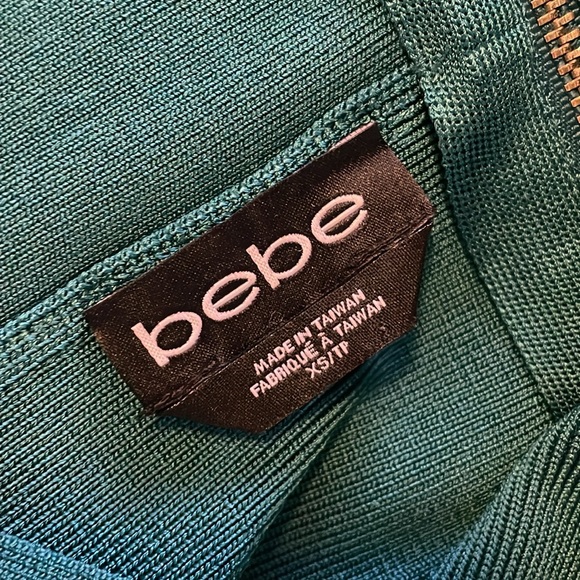 Bebe bodycon bandage skirt in turquoise color size xs - Picture 4 of 4
